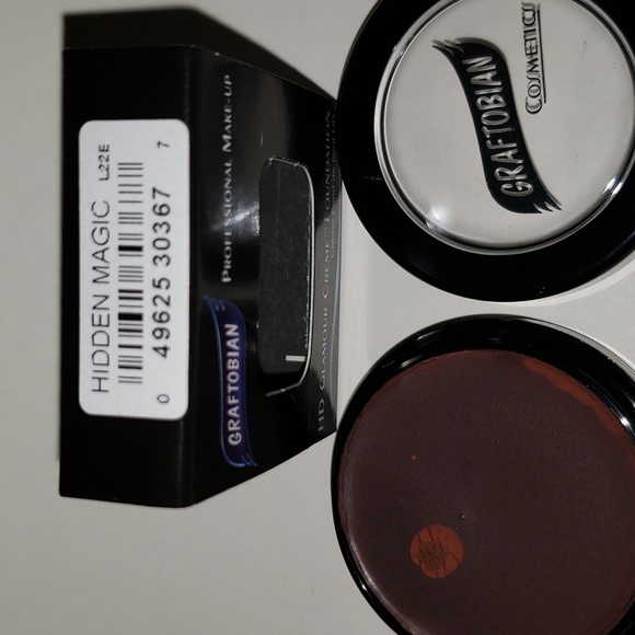 Graftobian Hidden Magic HD Glamour Creme Foundation - Picture 5 of 6